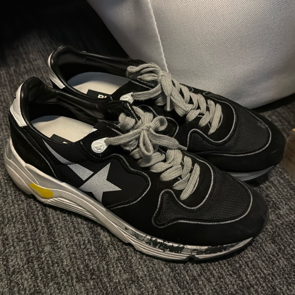 Golden goose “running sneakers” very good condition black